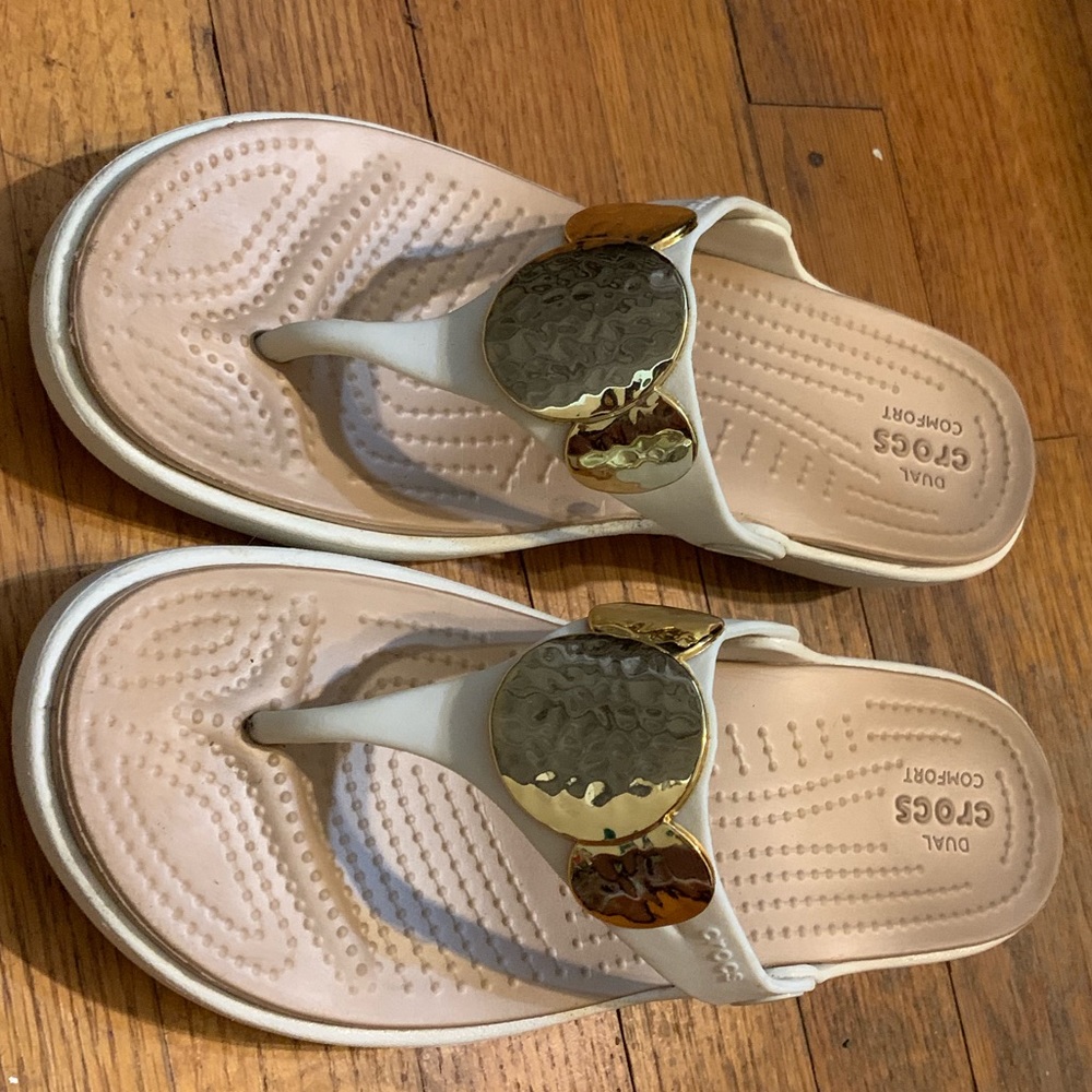 White dressy croc sandel
